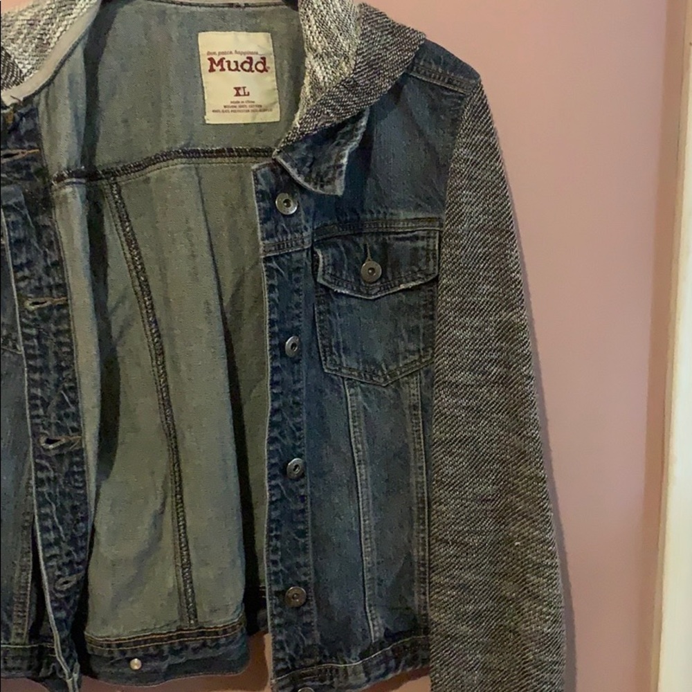 Jean jacket - Picture 2 of 4